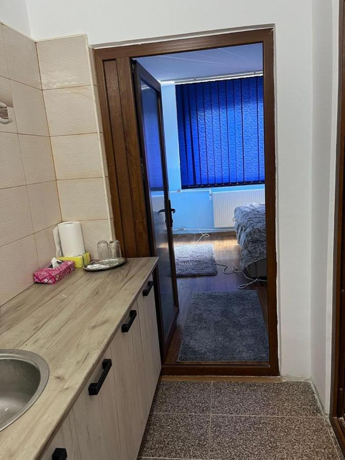 Mehtup Srl Apartment Питещ Екстериор снимка